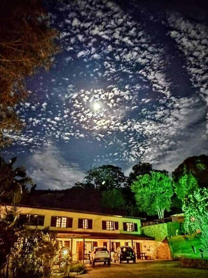 Pousada Casa Amarela Piracaia Kültér fotó